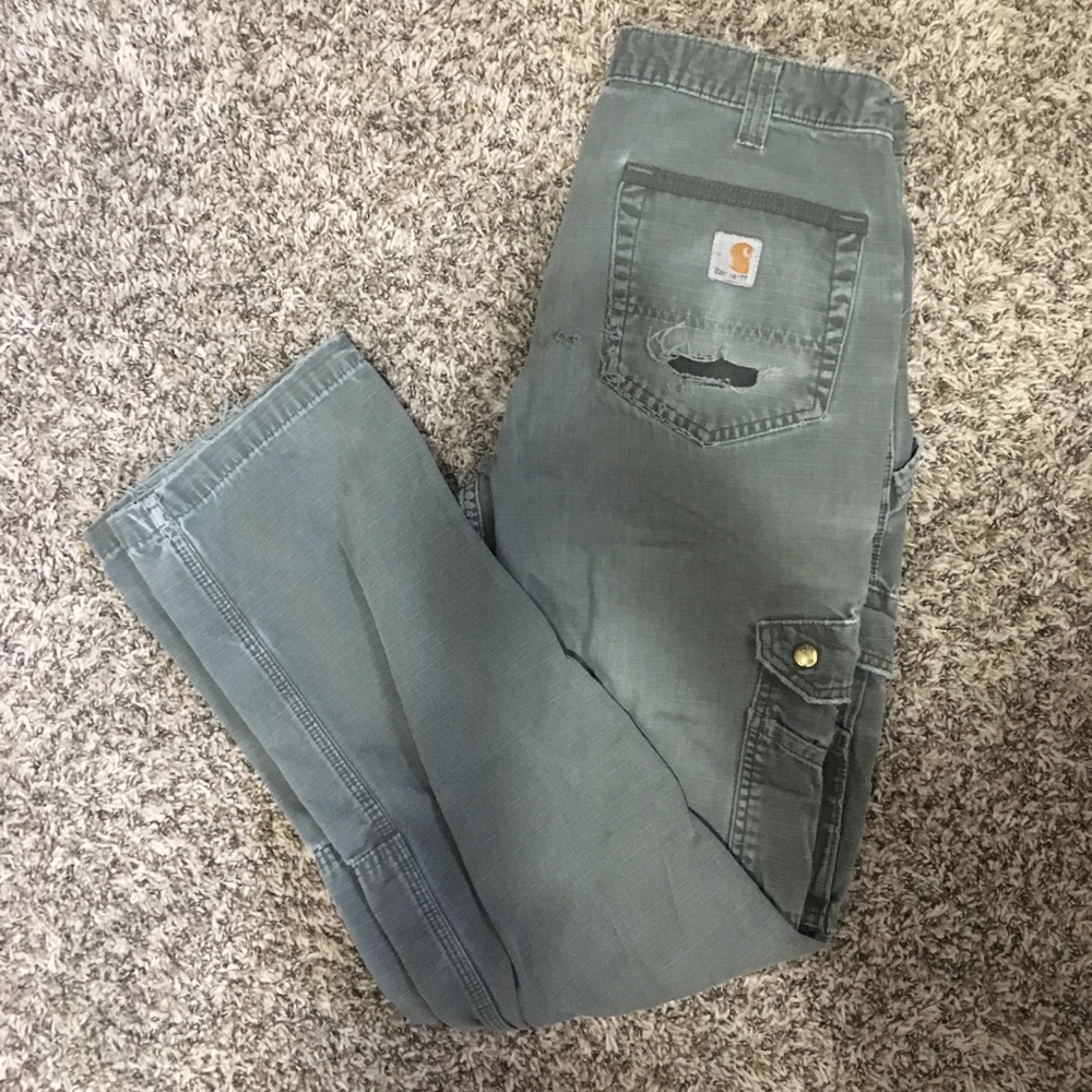 Men’s Carhartt pants size 32x34